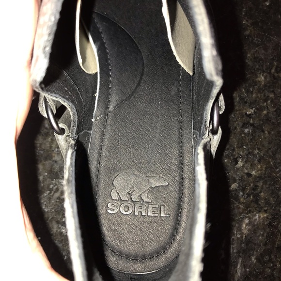 New Sorel Lolla II Strap Stud Shoe, Charocal Grey Ankle Booties, Gray Short Boot - Picture 16 of 16